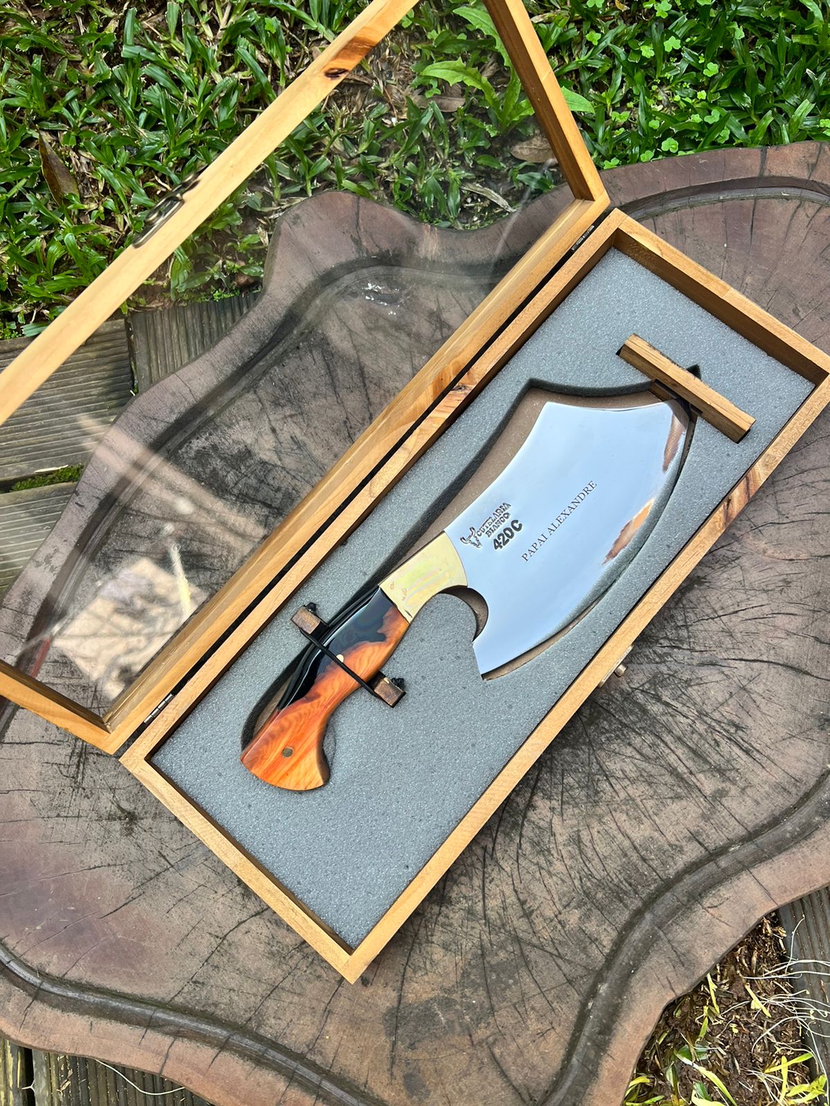Cutelo Artesanal Modelo Viking + caixa especial em madeira